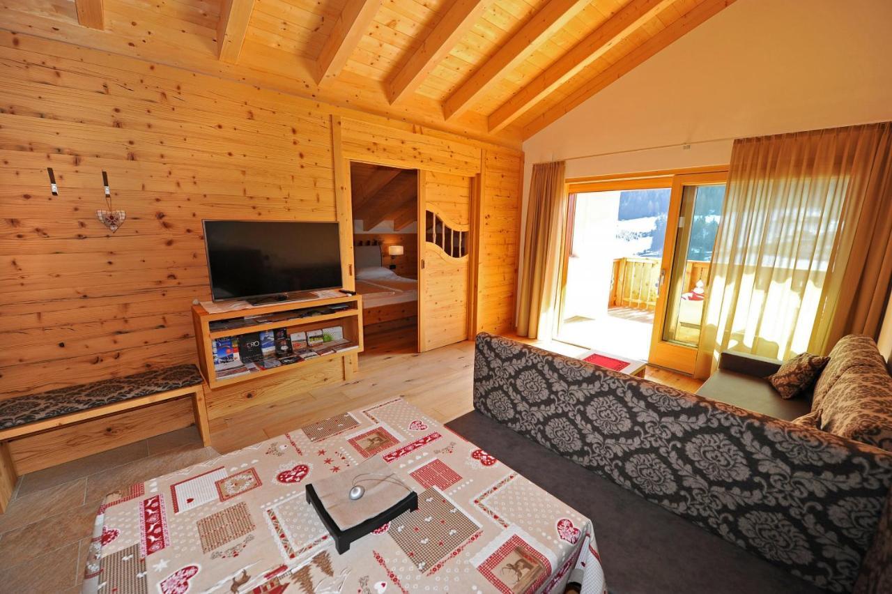 Mountain Apartment Hapeli Ortisei Exterior photo